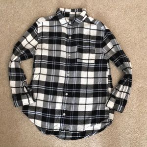 Old Navy girls plaid shirt size medium 8